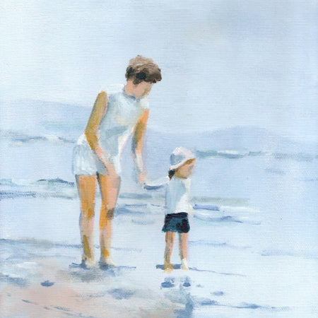 אמא וילד בים