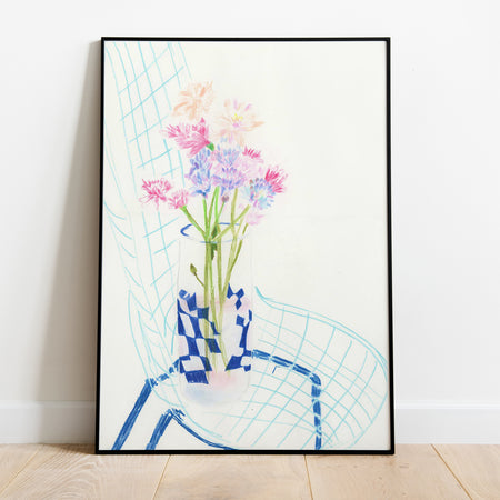 פרחים על כיסא