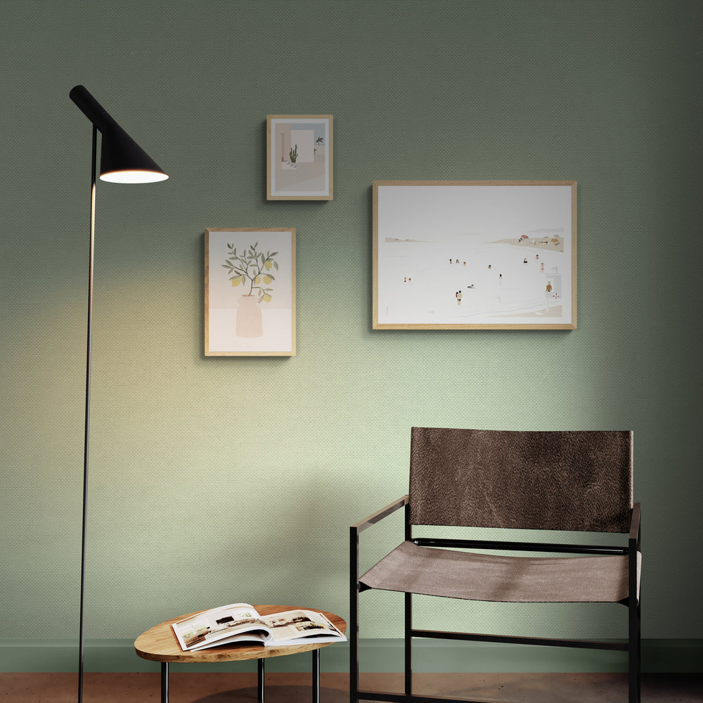 כד ורוד עם לימונים