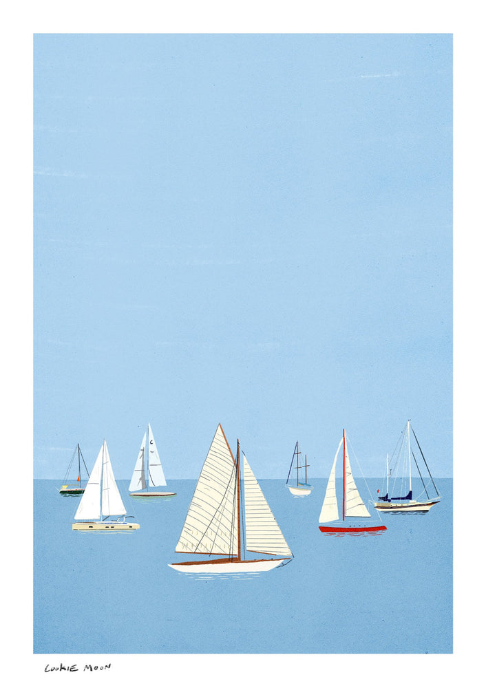 Boats מאת קוקי מון — סירות מפרש על ים תכול